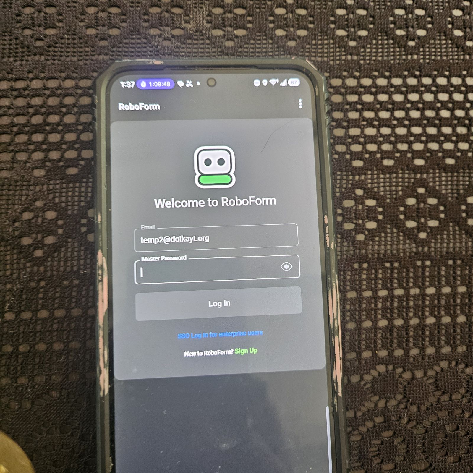 Logging into RoboForm on Android with the desktop account's email and master password